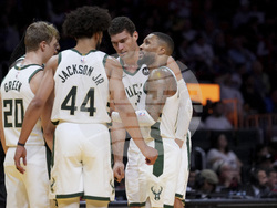 Bucks Heat Basketball