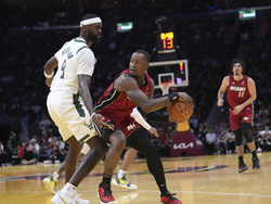 Bucks Heat Basketball