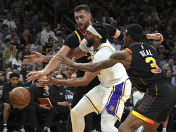 Lakers Suns Basketball