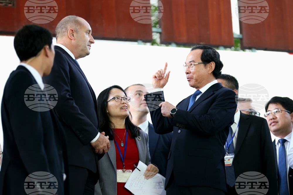 Виетнам - Хошимин - Румен Радев