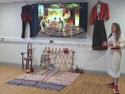 Открит урок и експозиция под надслов „Имало едно време“, посветени на Деня на християнското семейство, в Българското училище „Иван Вазов“ в Престън и Ланкастър