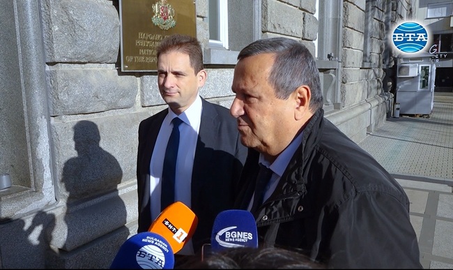 Хасан Адемов: Изходът е ясен за всички, трябва да има избран председател