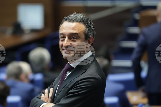 Гласувах против управленско мнозинство с „Възраждане“, каза Даниел Лорер 