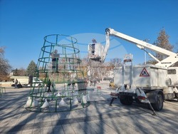 Плевен - коледна украса - подготовка