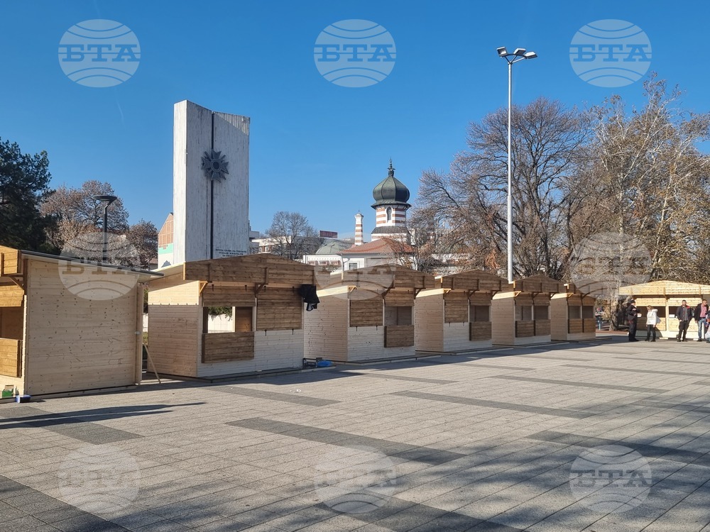 Плевен - коледна украса - подготовка