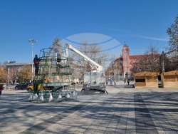 Плевен - коледна украса - подготовка