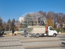 Плевен - коледна украса - подготовка