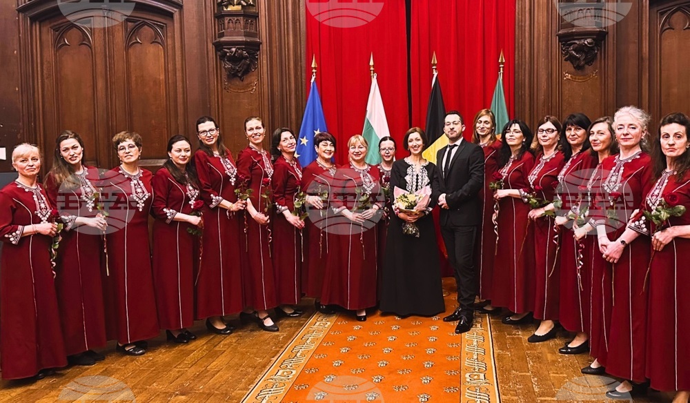 Пианистът и композитор Даниел Верстапен ще изнесе концерт в Антверпен на 15 декември, участие ще вземе българският хор „Булгапея“