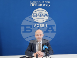 Национален пресклуб Ловеч - Стефан Тихолов - пресконференция