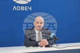 Национален пресклуб Ловеч - Стефан Тихолов - пресконференция