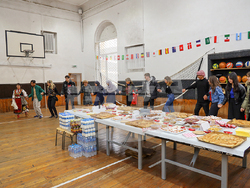 Кулинарен празник за чуждестранните студенти организира Медицинският университет в София. Снимка: МУ