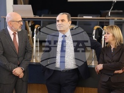 Пламен Орешарски - книга - представяне