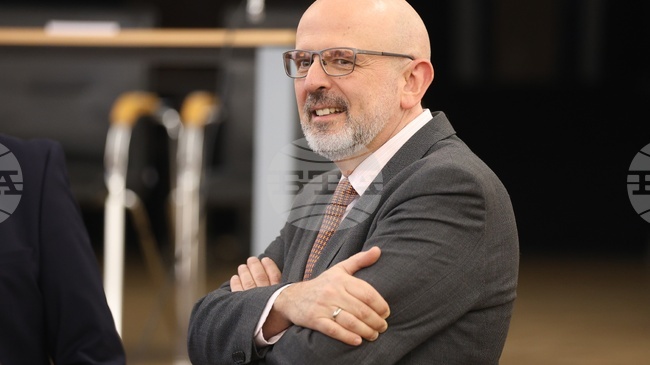 Членът на Управителния съвет на БНБ Илия Лингорски оцени въвеждането на еврото в България от 1 януари 2026 г. като успешно и плавно