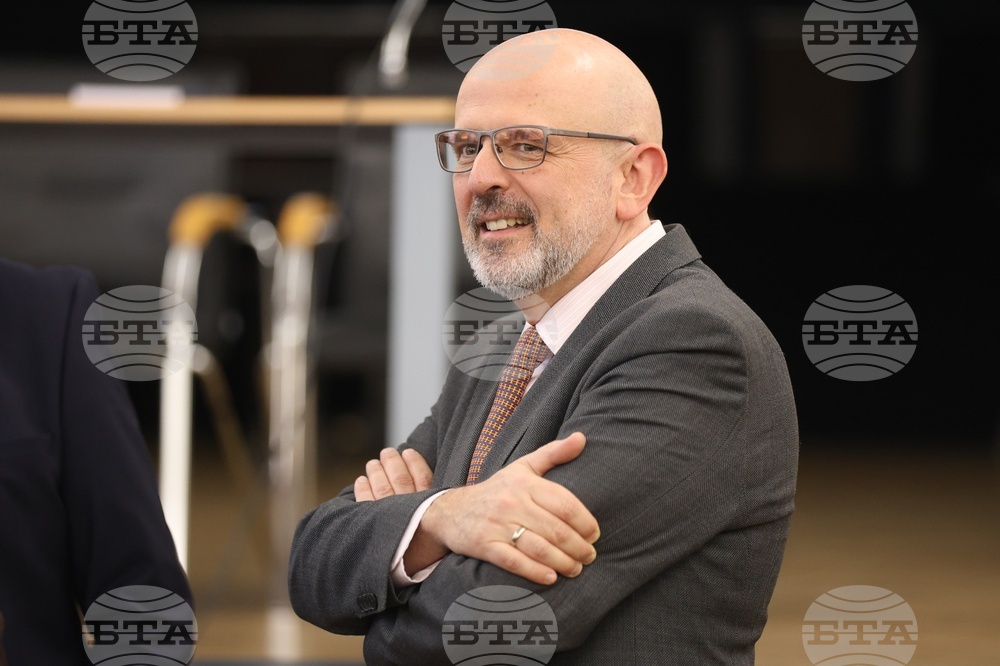 Членът на Управителния съвет на БНБ Илия Лингорски оцени въвеждането на еврото в България от 1 януари 2026 г. като успешно и плавно