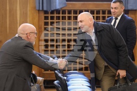 Пламен Орешарски - книга - представяне