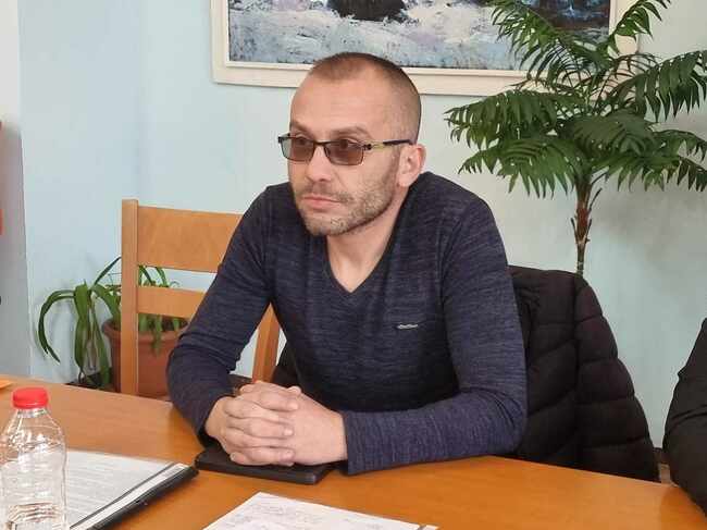 Баща на шестгодишно дете, чийто прием беше отказан в кюстендилската болница заяви, че ако получи обезщетение, ще го дари на здравното заведение