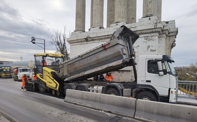 АПИ: Започна монтажът на дилатационни фуги на Дунав мост при Русе