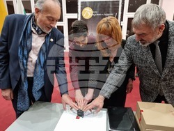 Русе - Държавна опера-Русе - пощенска марка