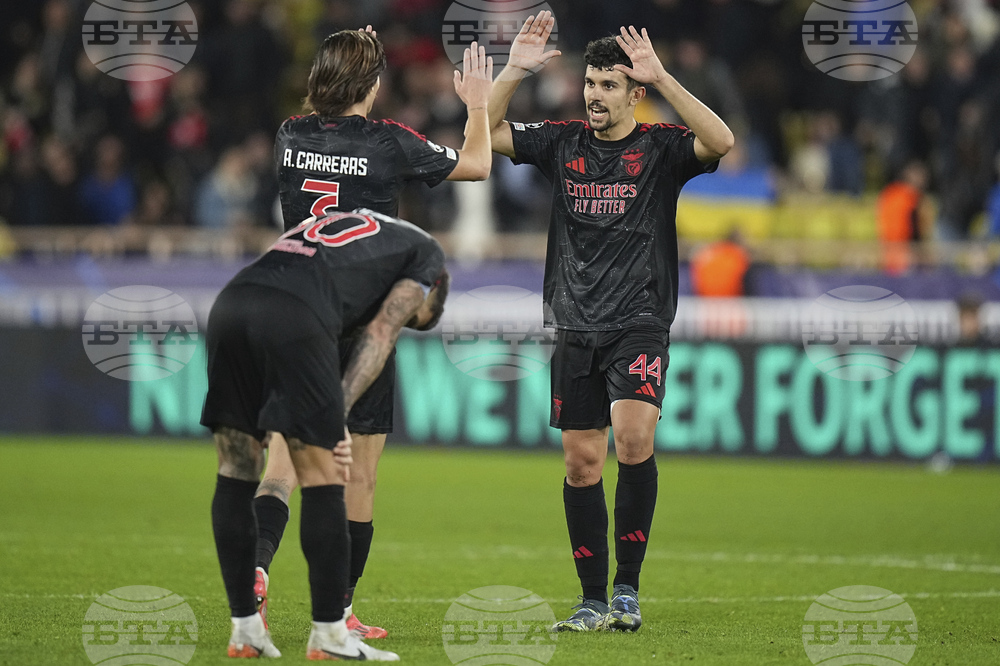 Бенфика триумфира с Купата на лигата в Португалия