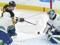 Canucks Penguins Hockey
