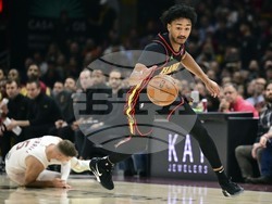 Cavaliers Hawks Basketball