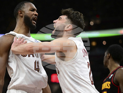 Cavaliers Hawks Basketball