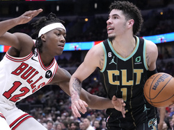 Hornets Bulls Basketball