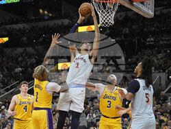 Lakers Spurs Basketball