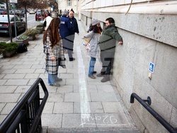 Столична община - тротоари - протест