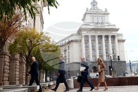 Конституционен съд - ГЕРБ - искане за тълкуване - внасяне