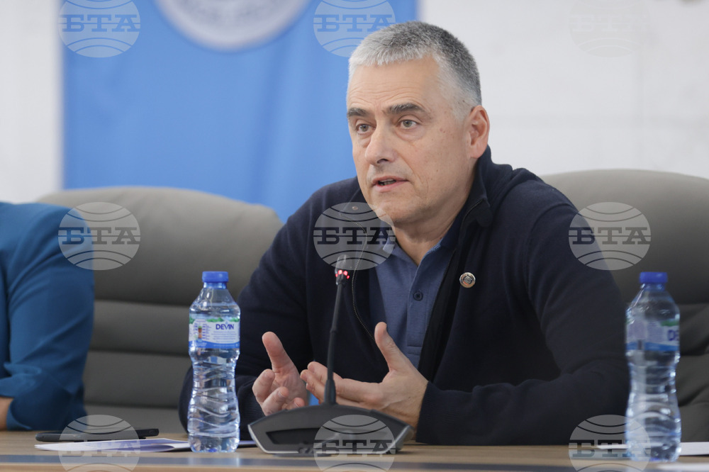 Симпозиум - "Една среда - едно здраве: специфичните условия на Антарктида - екологични промени и адаптация на човека"
