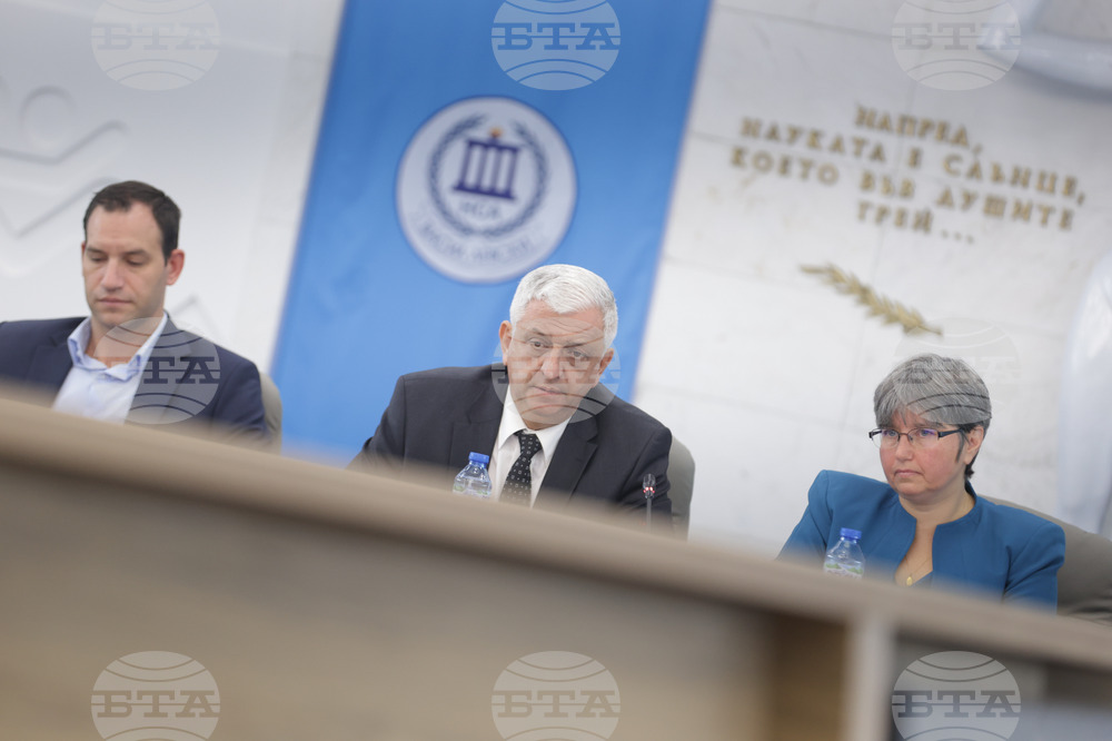 Симпозиум - "Една среда - едно здраве: специфичните условия на Антарктида - екологични промени и адаптация на човека"