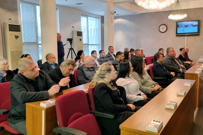 Общинският съвет в Търговище ще заседава извънредно днес 