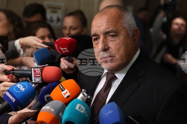 Народно събрание - кулоари - Бойко Борисов - брифинг