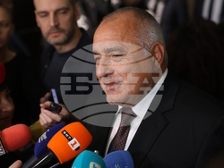 Народно събрание - кулоари - Бойко Борисов - брифинг