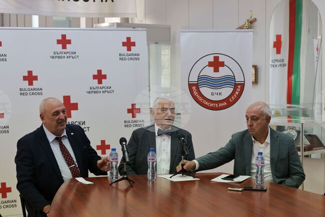 Водноспасителната служба към Българския Червен кръст отбеляза 60 години от създаването си