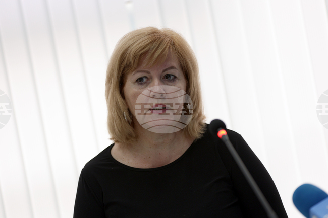 За успешни практики по европейски проекти разказаха директорът на Професионалната гимназия по икономика и туризъм в Петрич и ученици