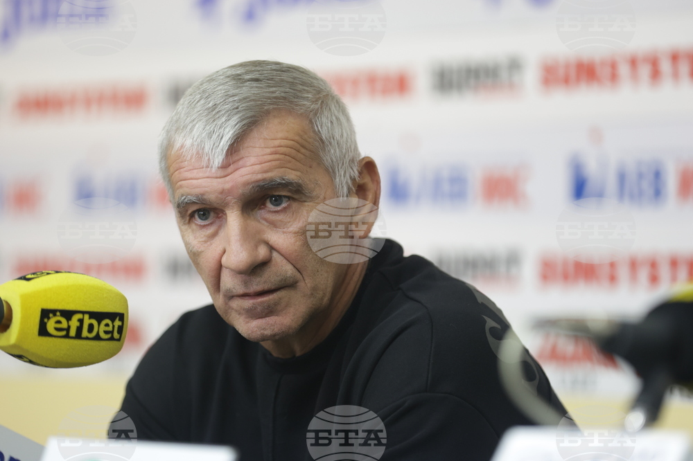 Божидар Андреев се готвеше сериозно за световното първенство, но не смятам, че отново ще се състезава, заяви треньорът му Пламен Братойчев