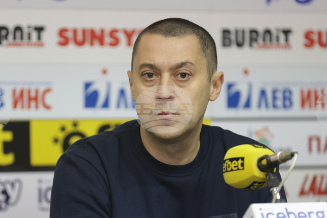 Българската федерация по вдигане на тежести е в сериозна управленска и финансова криза, съобщиха членове на Управителния съвет