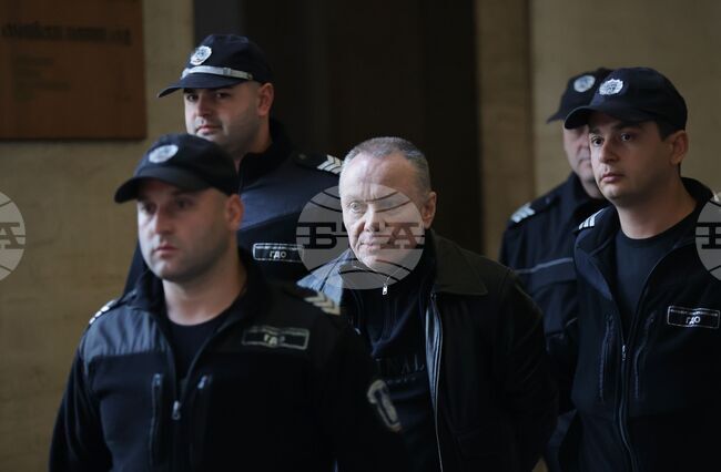 Задържаният при акция в Агенция "Митници" Марин Димитров остава в ареста