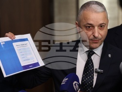 Народно събрание - кулоари - ПП „Възраждане" - брифинг - Ангел Янчев