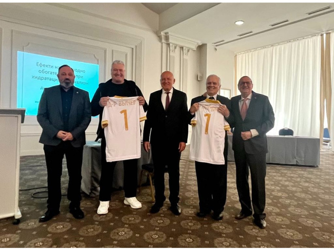 БФС награди доайени в спортната медицина у нас по време на традиционната есенна конференция