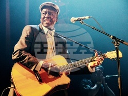 Малийският блусмен Бубакар Траоре ще изнесе концерт в София на 30 ноември. Снимка: организатори