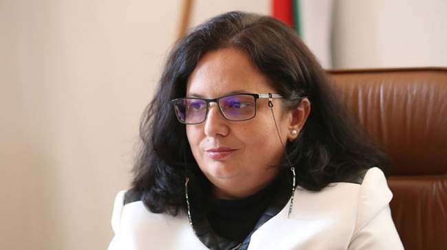 Балканска медийна асоциация: Служебният министър на правосъдието Мария Павлова ще връчи един от призовете на Благотворителния бал на юристите