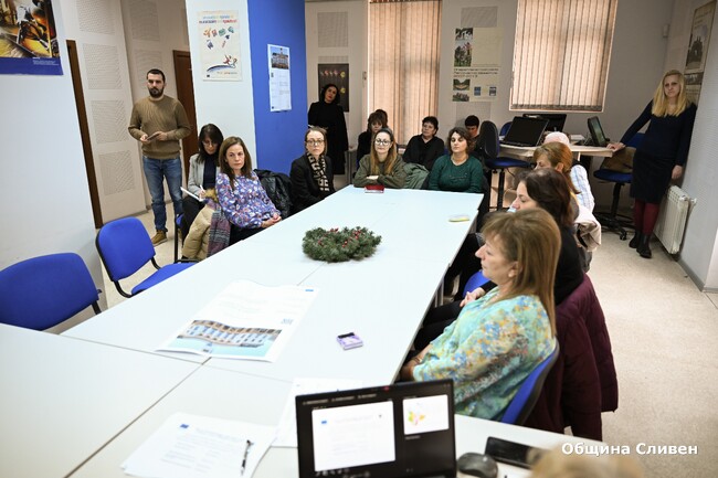 Община Сливен: Отчетоха резултатите от проект „Грижа в дома“ на Община Сливен