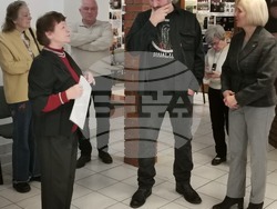 Изложба живопис на художника Ивайло Евстатиев бе открита в Българския културен институт в Будапеща