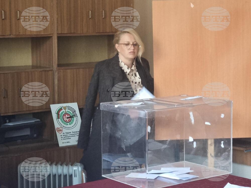 Общинските съветници в Бобошево преизбраха председателя си Лариса Каменова