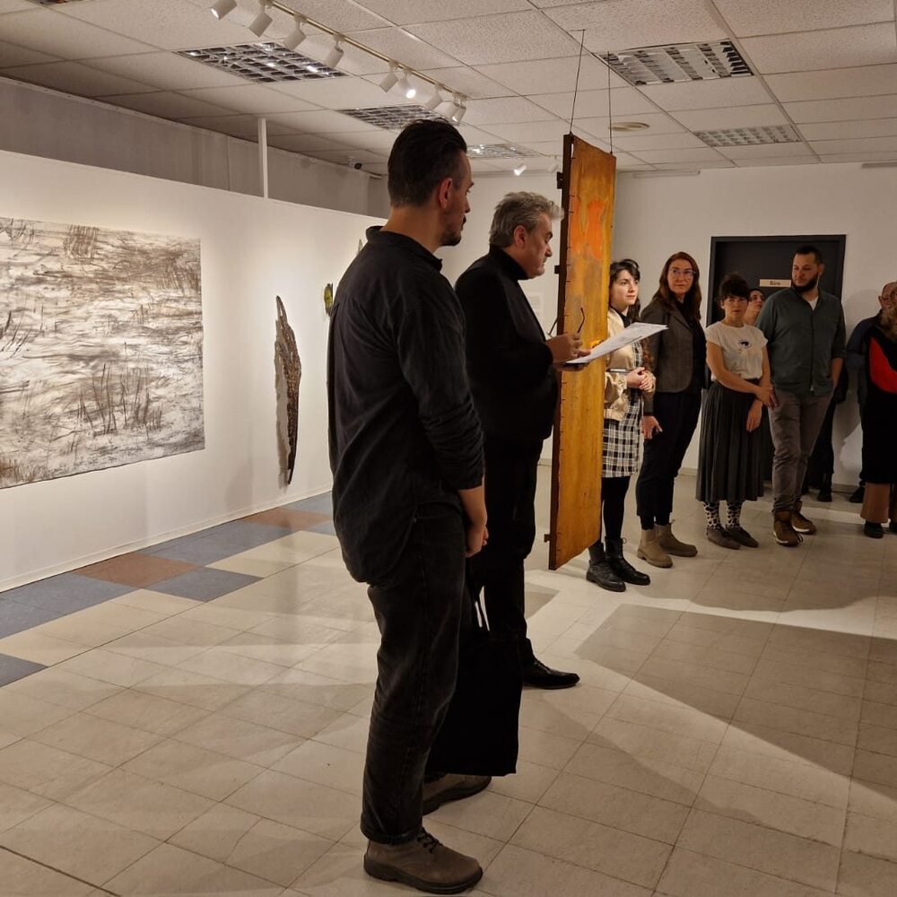 Груповата изложба на съвременно изкуство „Срам и вина“ може да бъде разгледана в Българския културен институт в Берлин до 10 декември