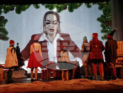 Разград - театър - „Дядо Коледа търси талант“ - спектакъл