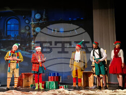 Разград - театър - „Дядо Коледа търси талант“ - спектакъл